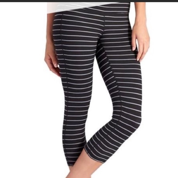 Athleta Pants - Athleta Chaturanga Gray & Black Striped Crops